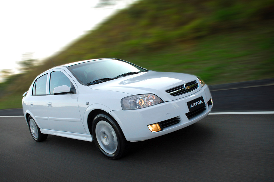 Chevrolet Astra 2010: um Elegance com preço de Advantage - BlogAuto