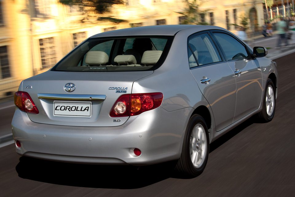Купить тойоту короллу 2. Toyota Corolla 2011. Тойота Corolla 2011. Тойота Королла 2011 года. Toyota Corolla 2011 2013.
