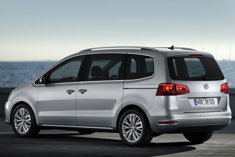 Volkswagen divulga nova geração da van Sharan BlogAuto