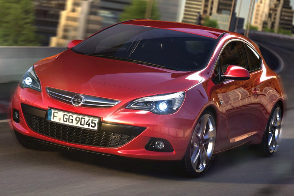 Opel revela Astra GTC