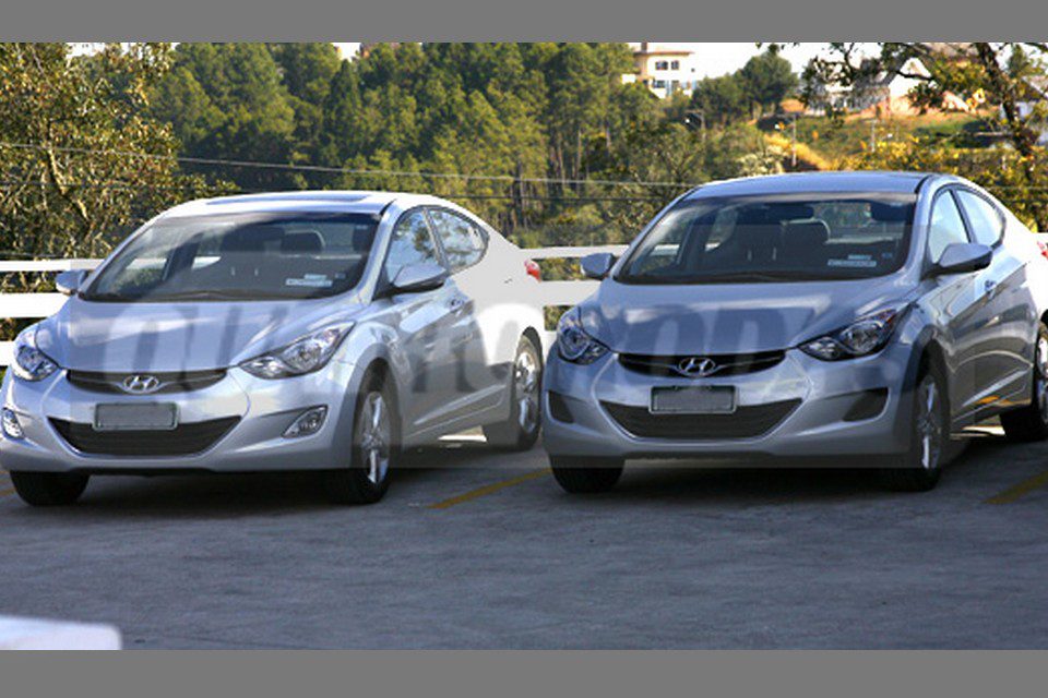 Hyundai Elantra já circula pelas ruas paulistas sem camuflagem