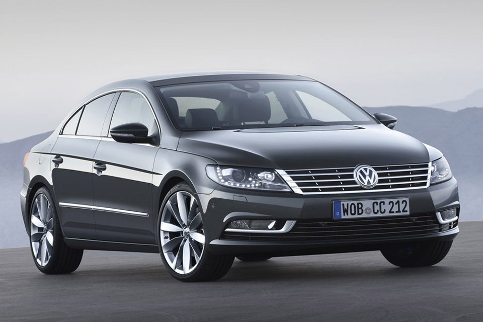 Volkswagen apresenta Passat CC reestilizado