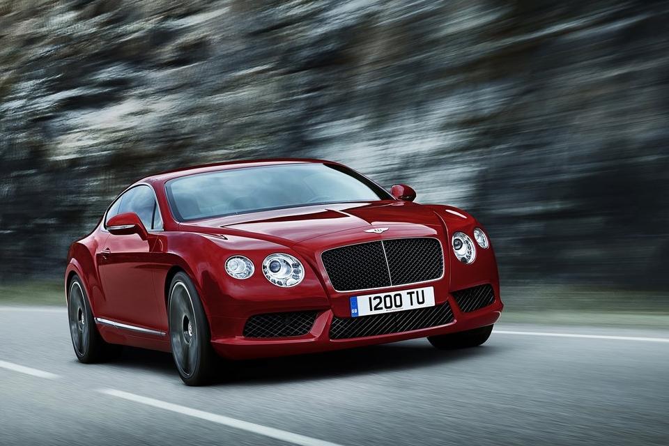 Bentley lança nova versão com motor 4.0 V8 para o cupê Continental