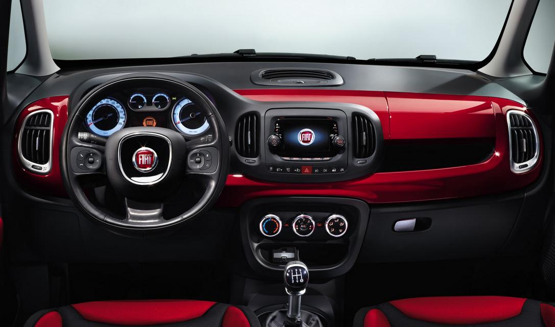 Fiat libera imagens do interior do novo 500L