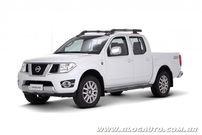 Nissan Frontier 2013 10 Anos SL AT