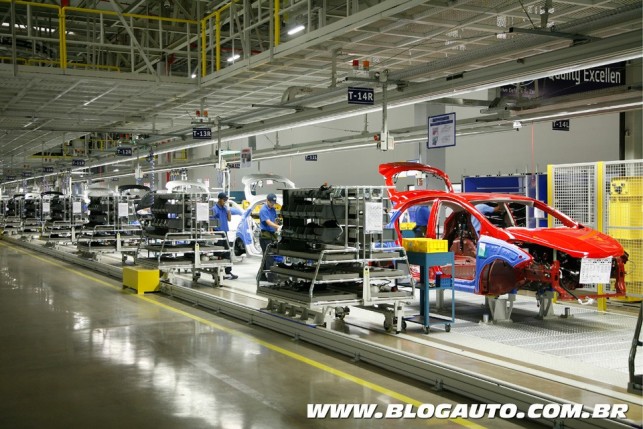 Linha de produção do Hyundai HB20 em Piracicaba