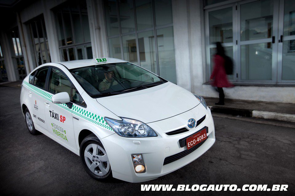 Toyota Prius integra frota de táxis em SP com 20 unidades