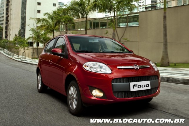 Fiat Palio Attractive 1.0 2013
