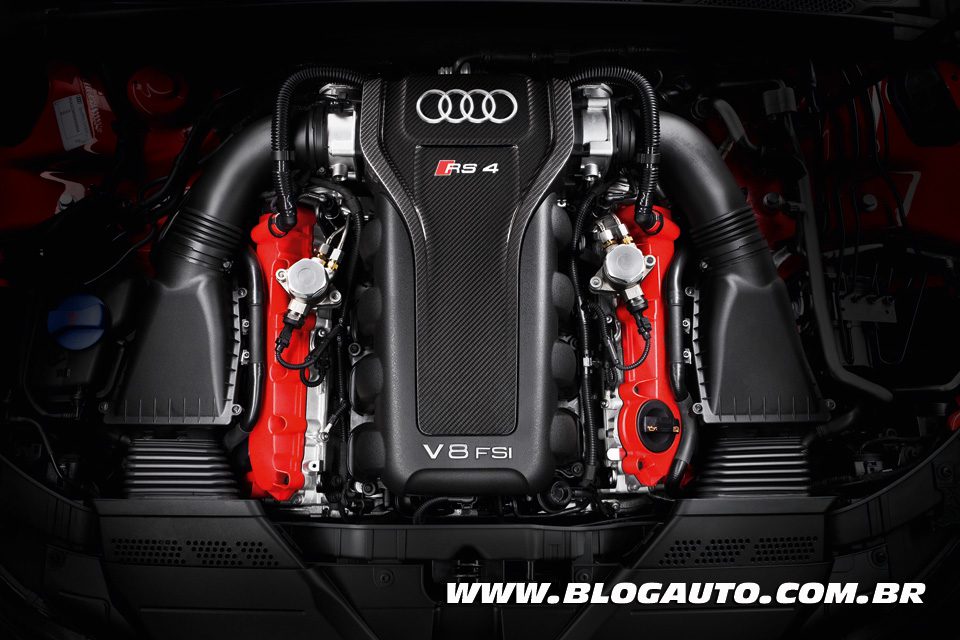 Audi RS4 Avant 2014