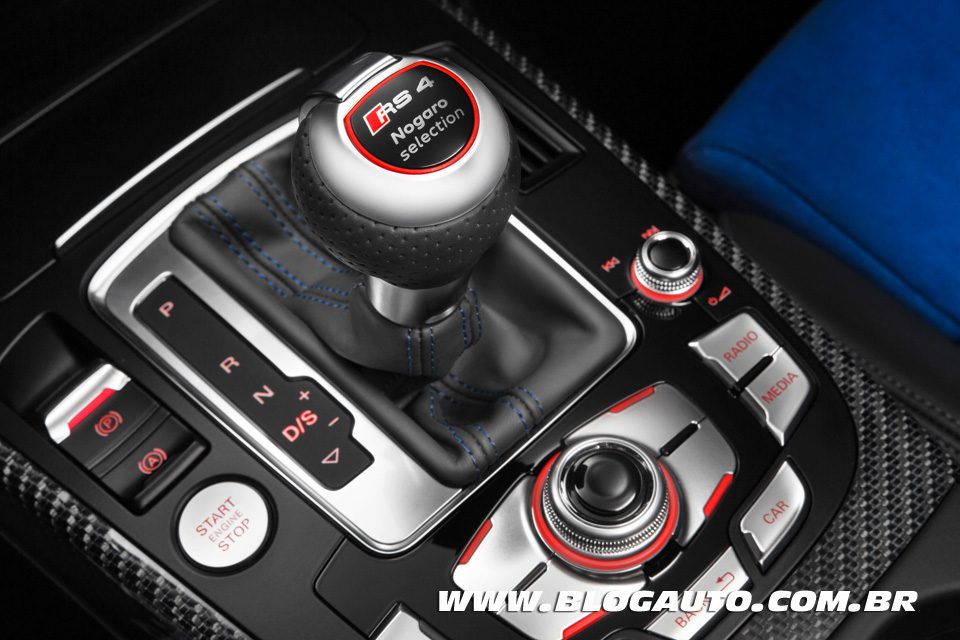 Audi RS4 Nogaro 2014