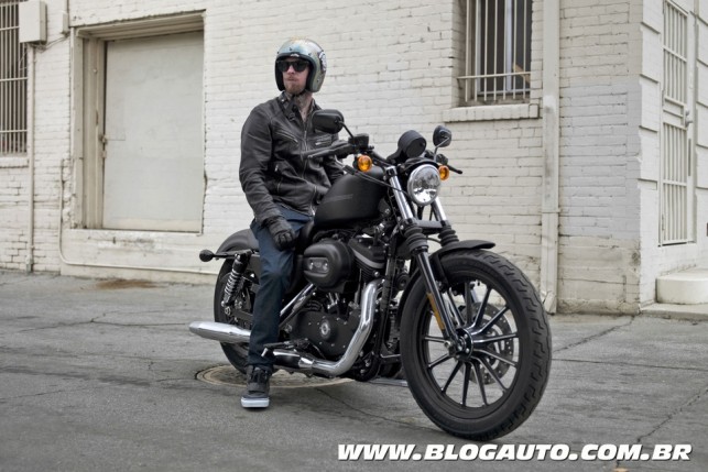 Harley-Davidson Sportster Iron 883 2014