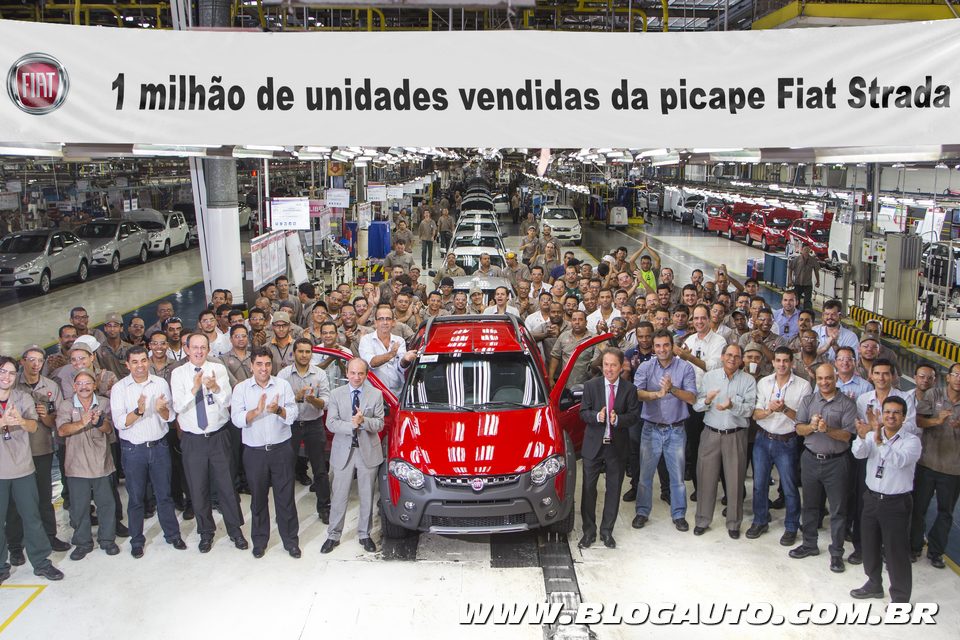 Fiat Strada chega a 1 milhão de unidades e ganha linha 2015