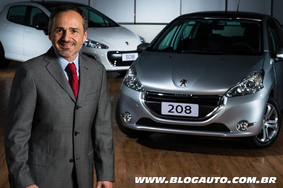 Em baixa nas vendas, Peugeot troca presidente no Brasil