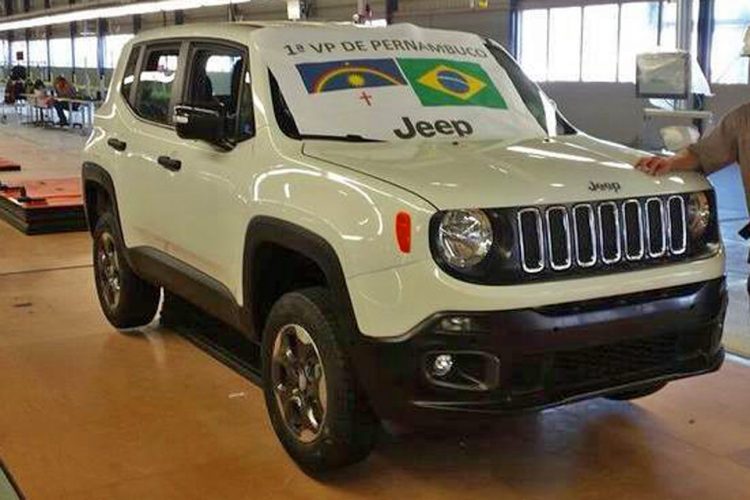 Primeiro Jeep Renegade nacional