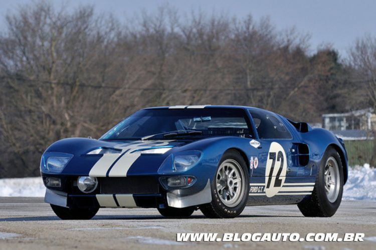 10 Ford GT40 protótipo 1964 – US$ 7.000.000