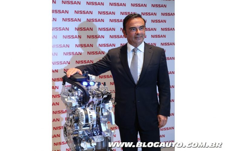 Carlos Ghosn e o motor 1.0 três cilindros da Nissan