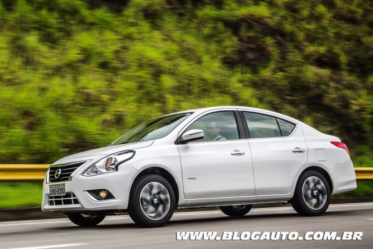  Review: Nissan Versa 2016, nueva motorización y versiones - BlogAuto