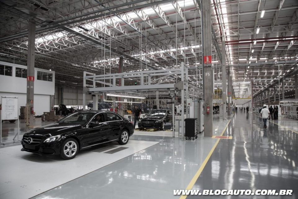 Fábrica da Mercedes-Benz em Iracemápolis (SP)