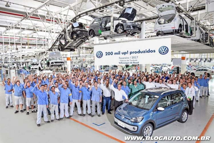 Exemplar número 200.000 do Volkswagen up!