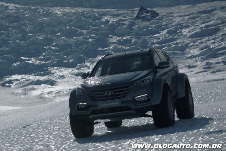 SUV da Hyundai em jornada na Antártida