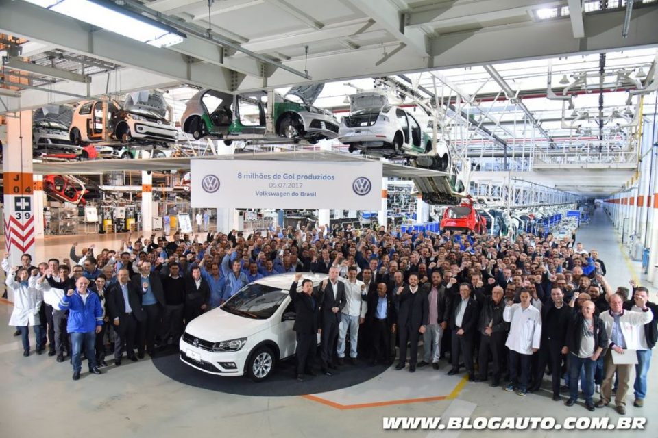 Volkswagen Gol número 8 milhão na fábrica