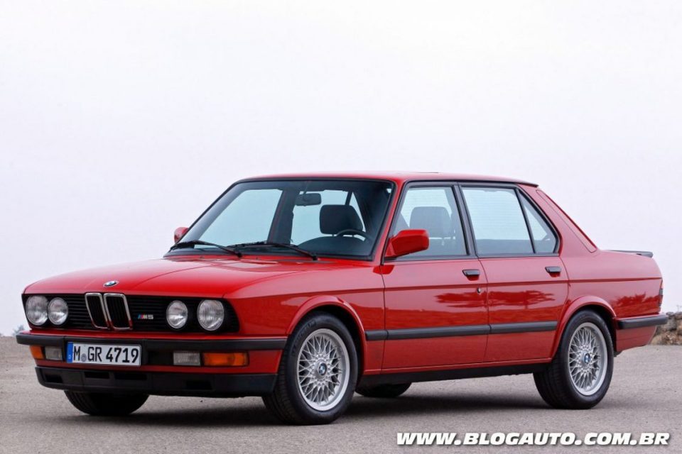 BMW M5 1985