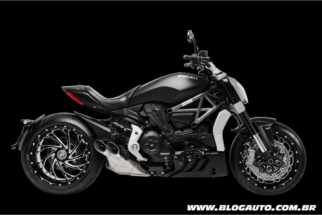 Ducati xDiavel ganha versão Dark por R$ 79.900