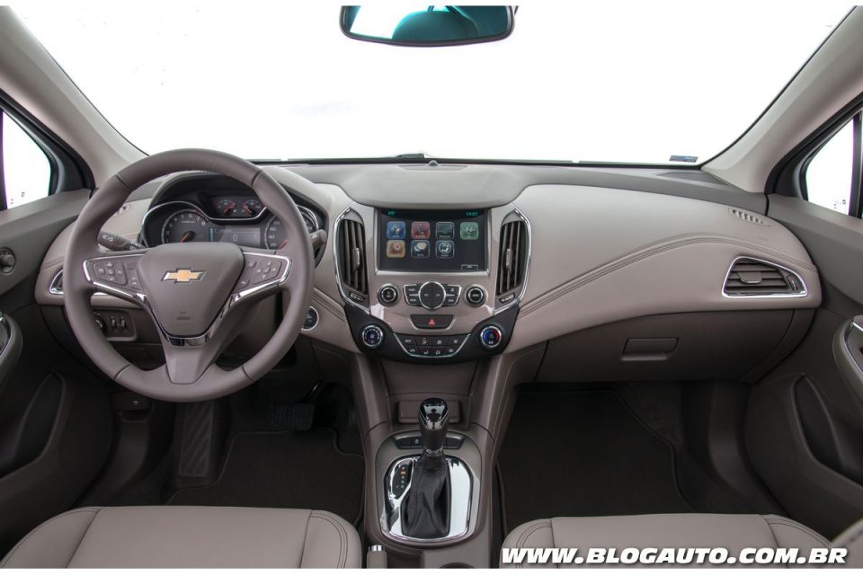 Chevrolet Cruze Sport6 2018