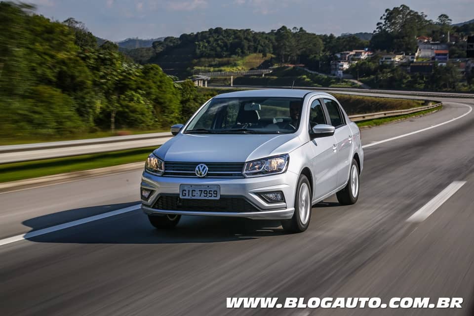 Volkswagen Voyage 2019 com transmissão automática