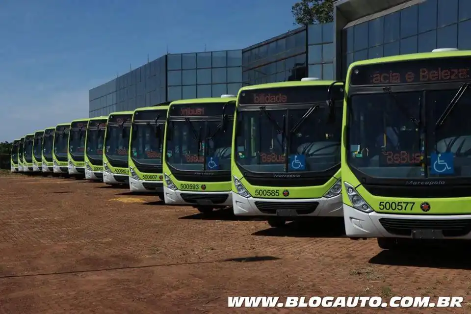 Mercedes-Benz OF 1721 são os ônibus de Brasília