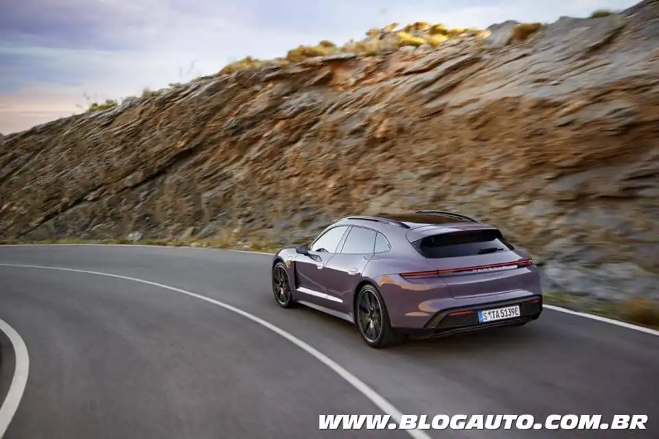 Porsche Taycan 4S Sport Turismo 2025