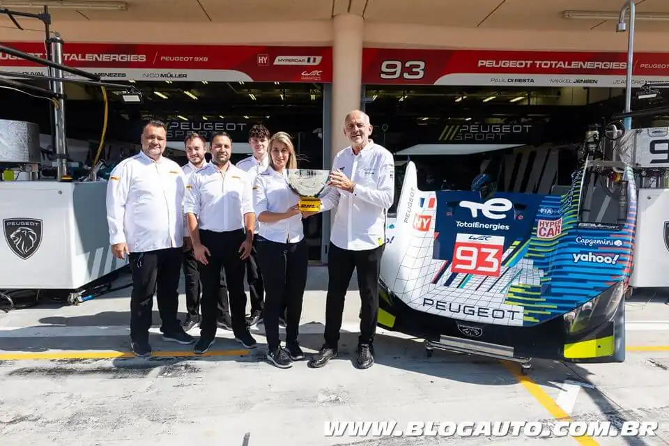 Peugeot Sport recebe três estrelas da FIA