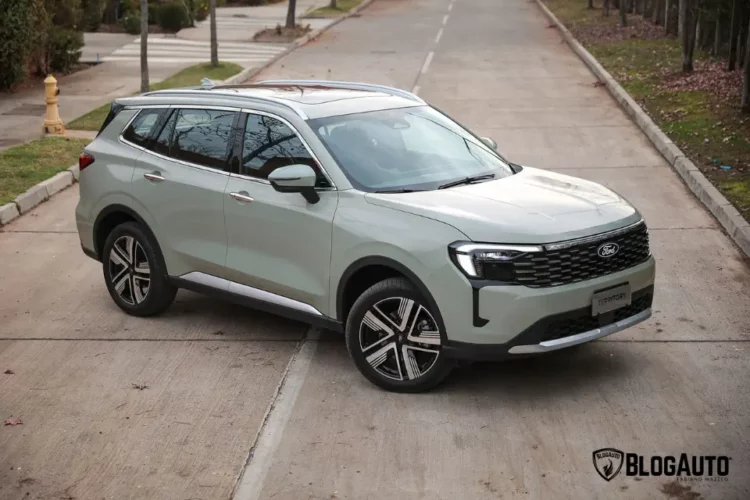 Ford Territory 2026 com visual renovado e mesmo preço
